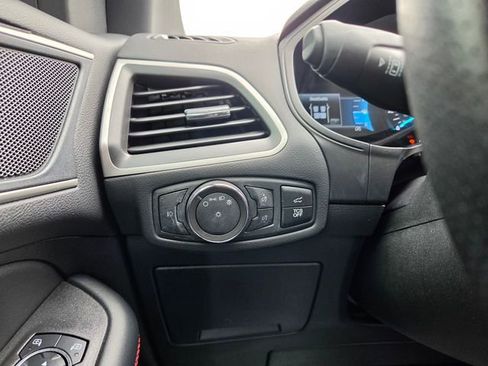 Used 2023 Ford Edge ST-Line AWD/4WD image 23