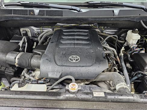 Used 2018 Toyota Tundra SR5 image 35
