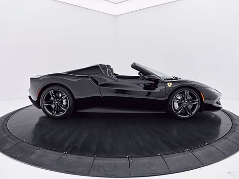 Used 2024 Ferrari 296 GTS RWD image 20