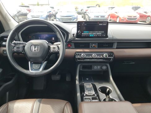 Certified 2023 Honda Pilot Elite image 18