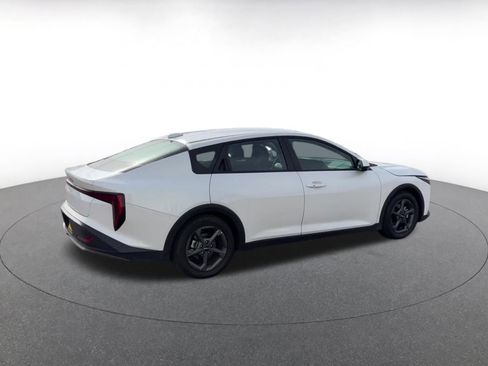 Used 2025 Kia K4 FWD image 15