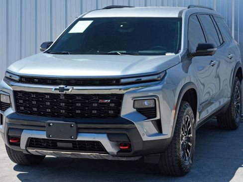 Used 2024 Chevrolet Traverse Z71 w/ Enhanced Driving Package image 44