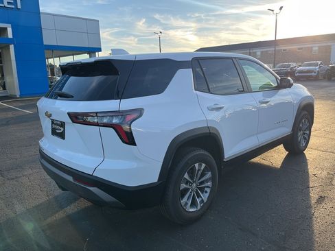 New 2025 Chevrolet Equinox LT w/ Safety and Technology Package image 6