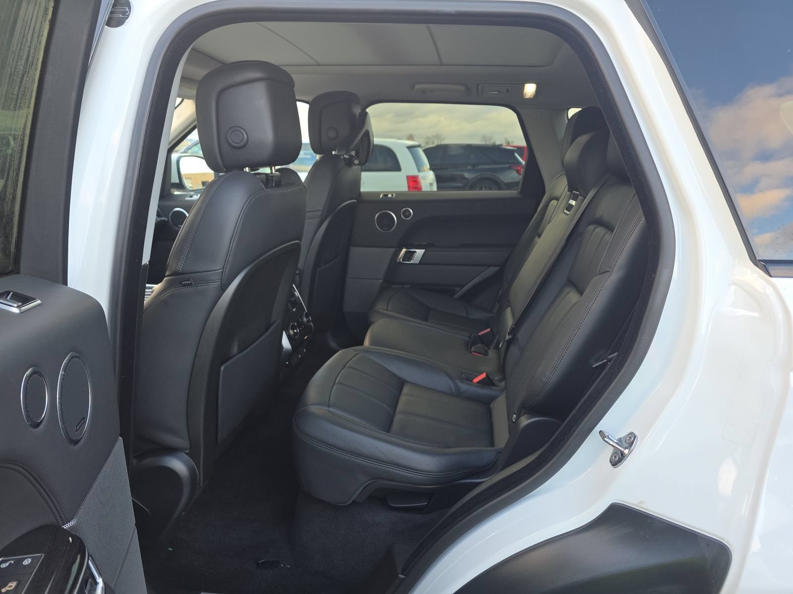 Used 2019 Land Rover Range Rover Sport Supercharged AWD/4WD image 12
