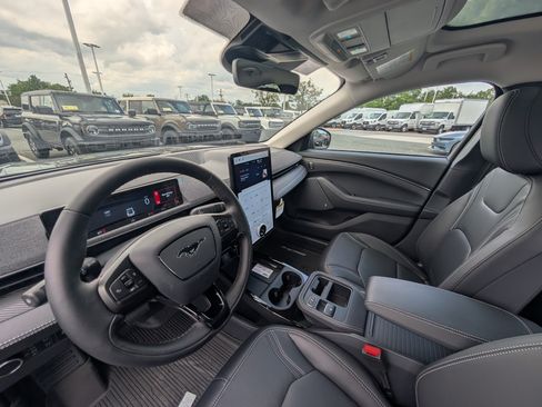 New 2026 Ford Mustang Mach-E Premium AWD/4WD image 10