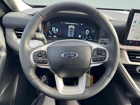 New 2026 Ford Explorer Active w/ Active Comfort Package image 13
