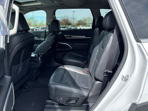 Used 2022 Kia Telluride S AWD/4WD image 18