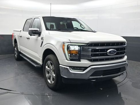 Used 2022 Ford F150 Lariat image 2