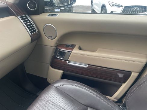 Used 2016 Land Rover Range Rover HSE image 33