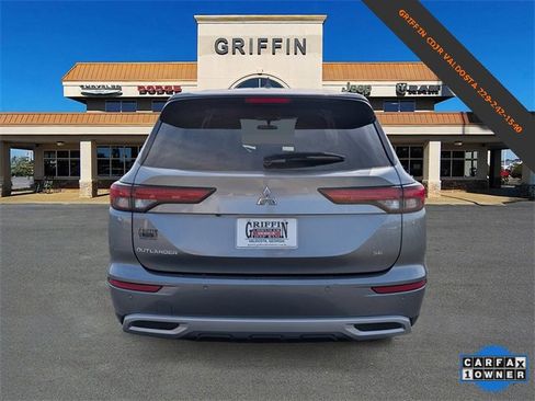 Used 2024 Mitsubishi Outlander SE image 7