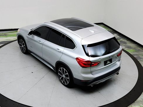 Used 2017 BMW X1 sDrive28i image 32