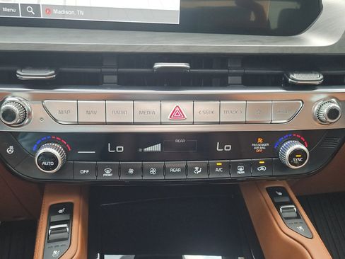 Used 2024 Kia Telluride SX X-Pro AWD/4WD image 21