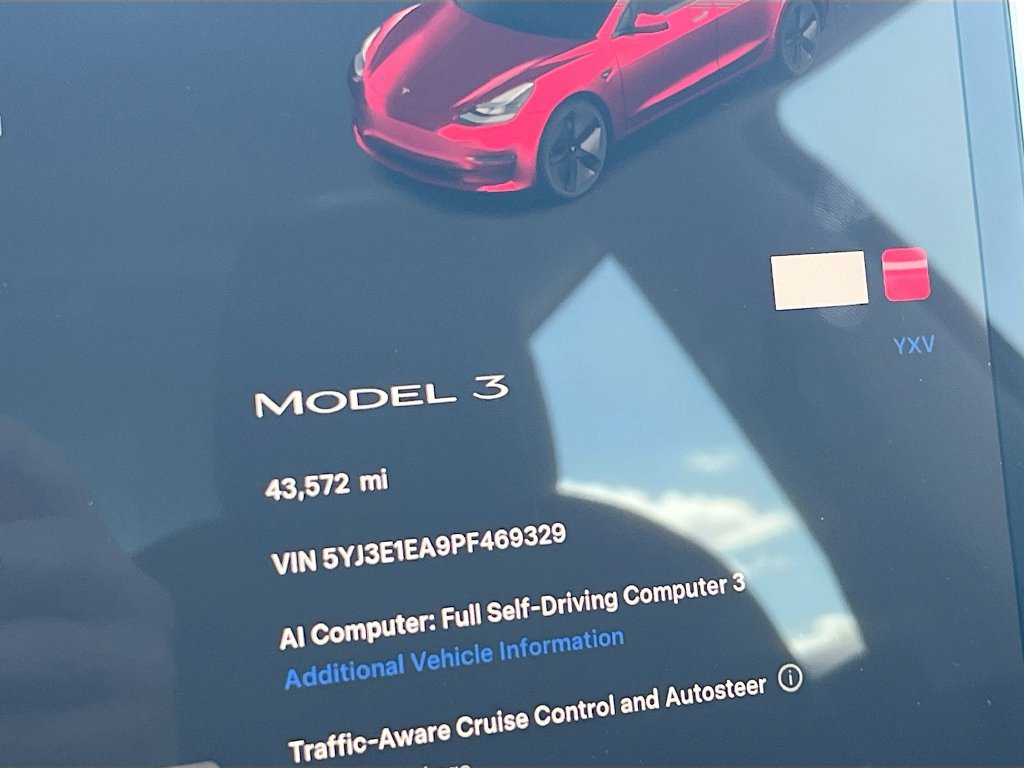 Used 2023 Tesla Model 3 Standard Range RWD image 12