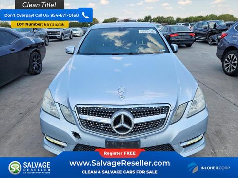 Used 2013 Mercedes-Benz E 350 4MATIC Sedan image 7