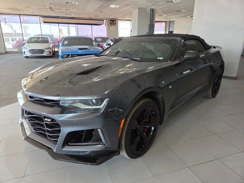 Used 2016 Chevrolet Camaro SS image 3
