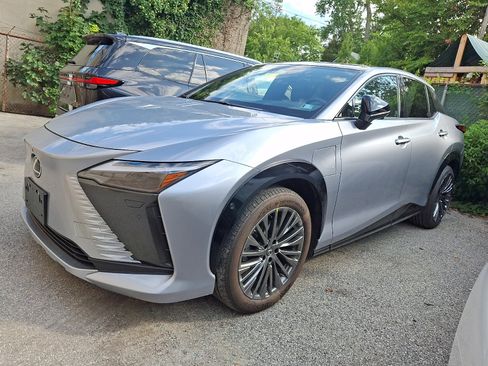 Certified 2024 Lexus RZ 450e Premium w/ Accessory Package (Z1) AWD/4WD image 2