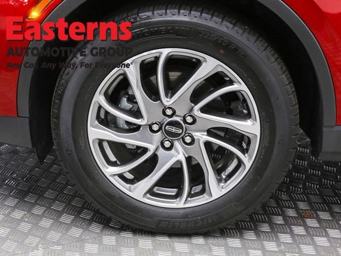 Used 2022 Lincoln Corsair FWD w/ Equipment Group 101A image 33