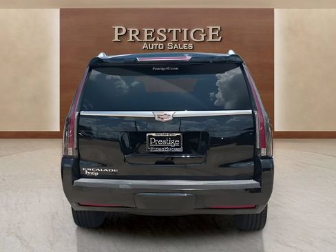 Used 2016 Cadillac Escalade Luxury AWD/4WD image 41