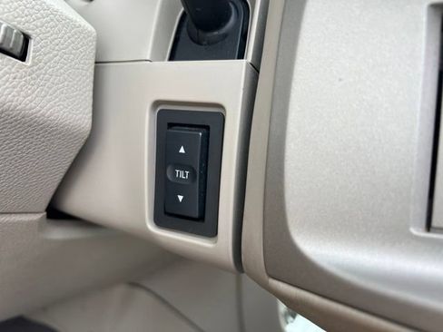 Used 2009 Lincoln Navigator 4WD image 11