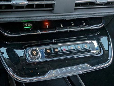 Used 2023 Lincoln Corsair FWD image 11