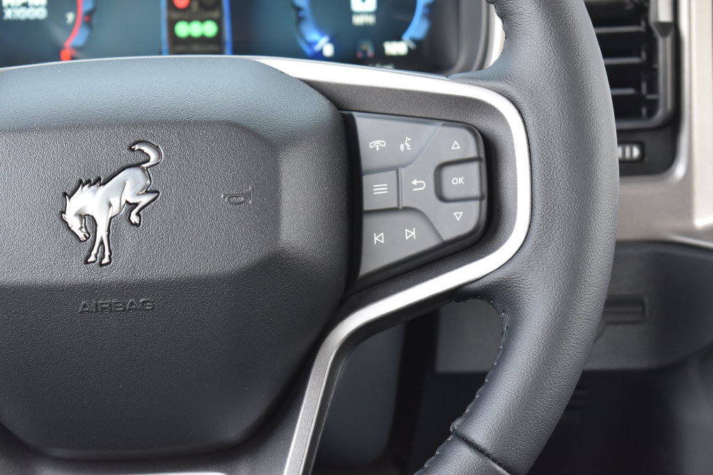 New 2026 Ford Bronco Outer Banks AWD/4WD image 17