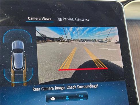 Used 2024 Mercedes-Benz GLC 300 4MATIC image 13