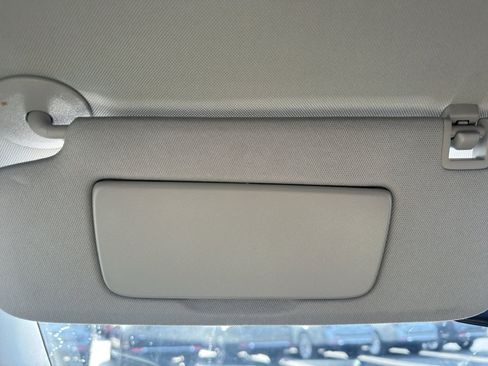Used 2024 Chevrolet Equinox LT AWD/4WD image 24