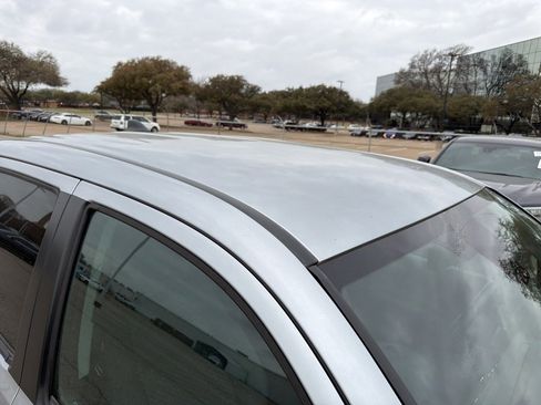 Used 2023 Toyota Tacoma SR w/ SR Convenience Package image 5