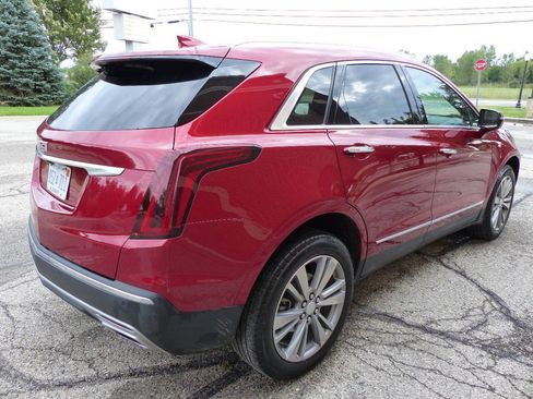 Used 2025 Cadillac XT5 Premium Luxury w/ Technology Package AWD/4WD image 12