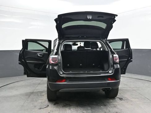Used 2018 Jeep Compass Limited AWD/4WD image 45