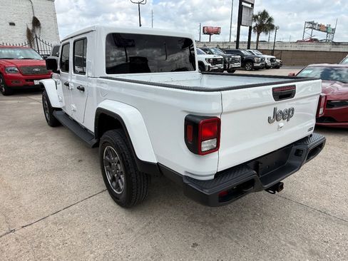 Used 2022 Jeep Gladiator Overland w/ Popular Equipment Package AWD/4WD image 7