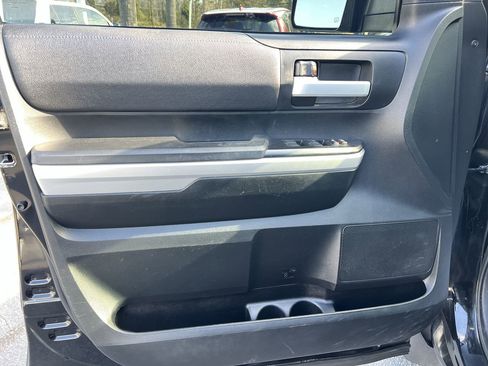 Used 2017 Toyota Tundra SR5 w/ TRD Off Road Package image 14