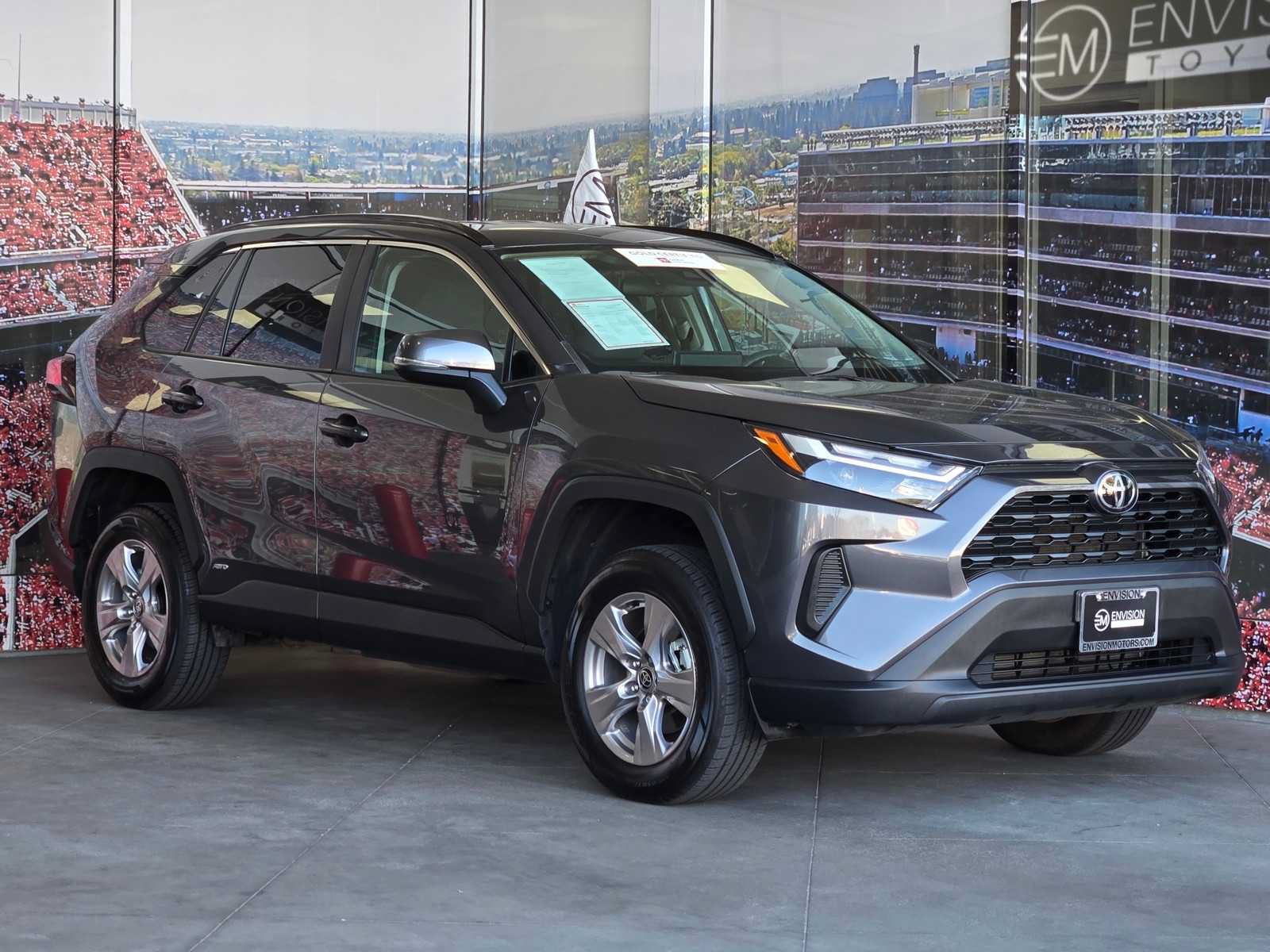Certified 2025 Toyota RAV4 XLE AWD/4WD image 1