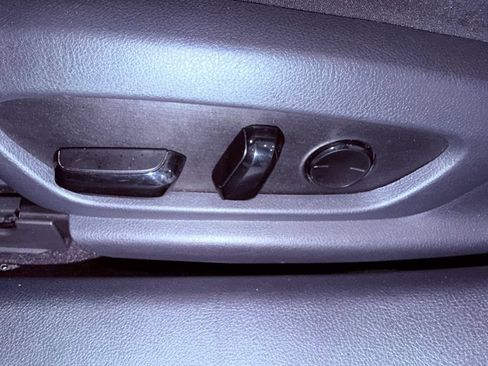 Certified 2024 Lexus ES 350 w/ Premium Package FWD image 19