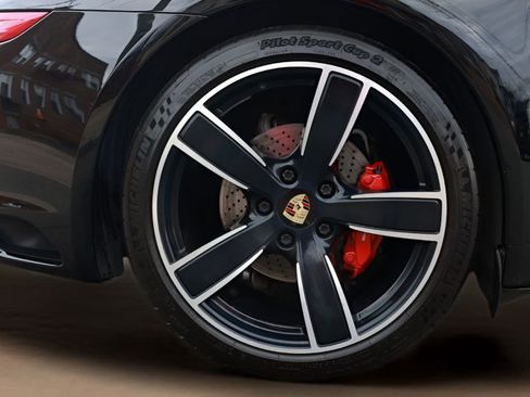 Used 2017 Porsche 911 Carrera S image 20