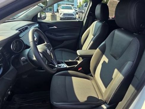 Used 2020 Buick Encore GX Preferred w/ Cold Weather Comfort Package AWD/4WD image 10