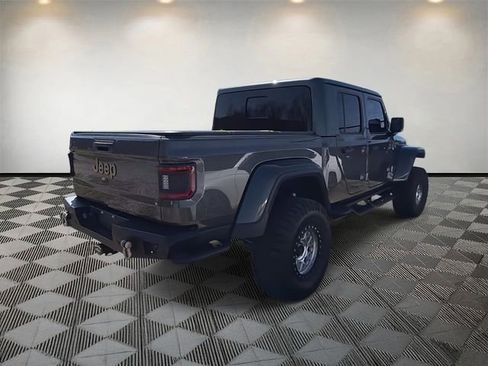 Used 2025 Jeep Gladiator Sport image 7