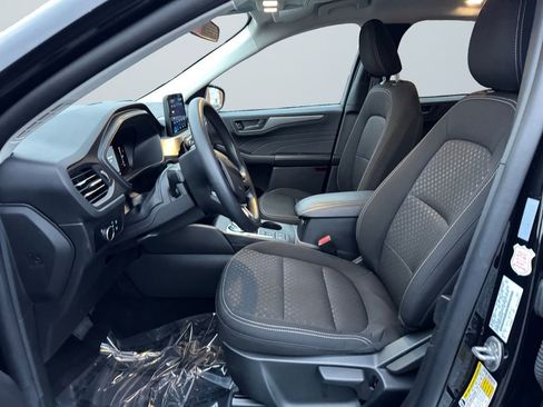 Used 2025 Ford Escape Active image 9