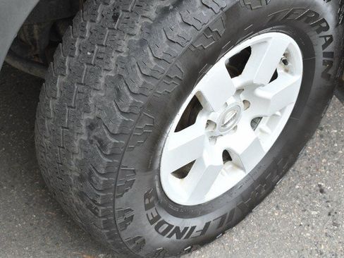 Used 2006 Nissan Xterra Off-Road w/ (W94) Tow Pkg AWD/4WD image 11