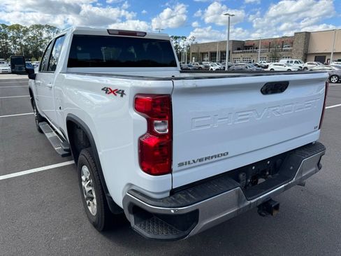 Used 2024 Chevrolet Silverado 2500 LT image 4