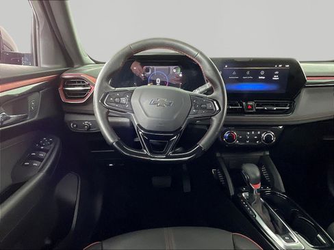 Used 2025 Chevrolet TrailBlazer RS w/ Driver Confidence Package FWD image 8