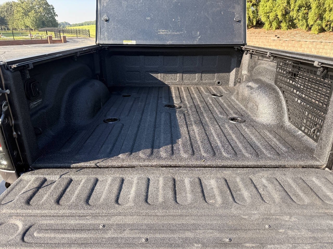 Used 2016 RAM 2500 Laramie w/ Sport Appearance Group AWD/4WD image 33