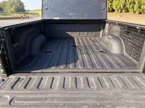 Used 2016 RAM 2500 Laramie w/ Sport Appearance Group AWD/4WD image 33