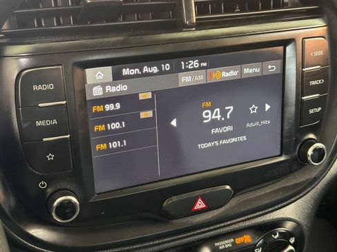 Used 2025 Kia Soul LX w/ LX Technology Package FWD image 6