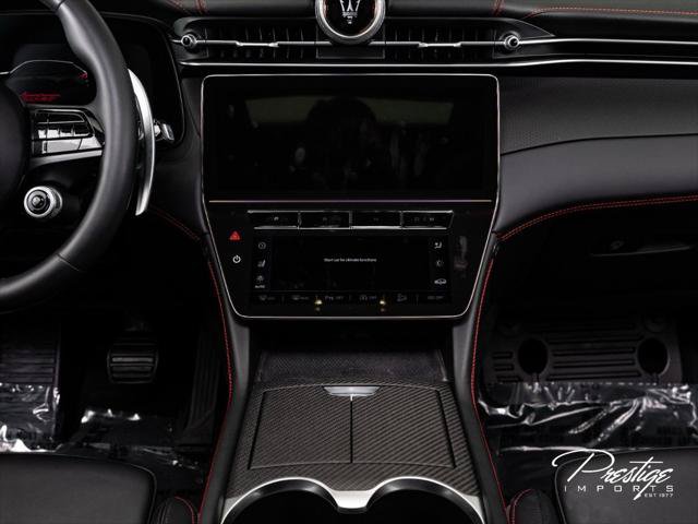 Used 2023 Maserati Grecale Trofeo AWD/4WD image 30