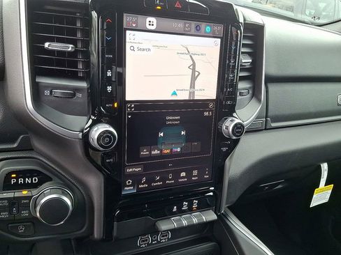 New 2026 RAM 1500 4x4 Crew Cab image 3