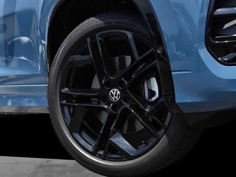 New 2026 Volkswagen Tiguan SE R-Line AWD/4WD image 3
