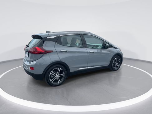 Used 2019 Chevrolet Bolt Premier w/ Infotainment Package image 9
