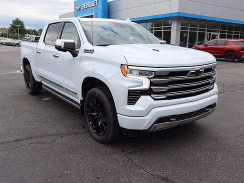 New 2026 Chevrolet Silverado 1500 High Country AWD/4WD image 2