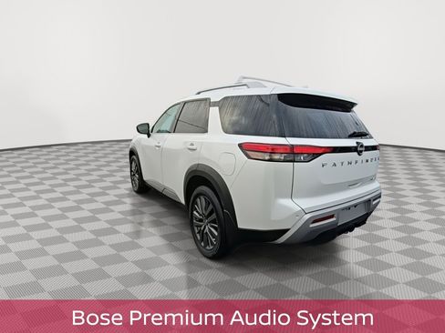 Used 2025 Nissan Pathfinder SL w/ SL Premium Package image 7